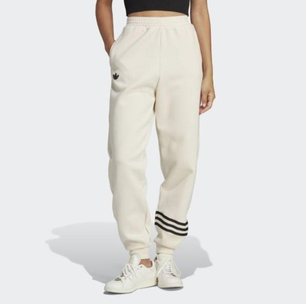 Adidas Adicolor Neuclassics Joggers Cream Black 3 Stripe Large Retro Sporty Chic